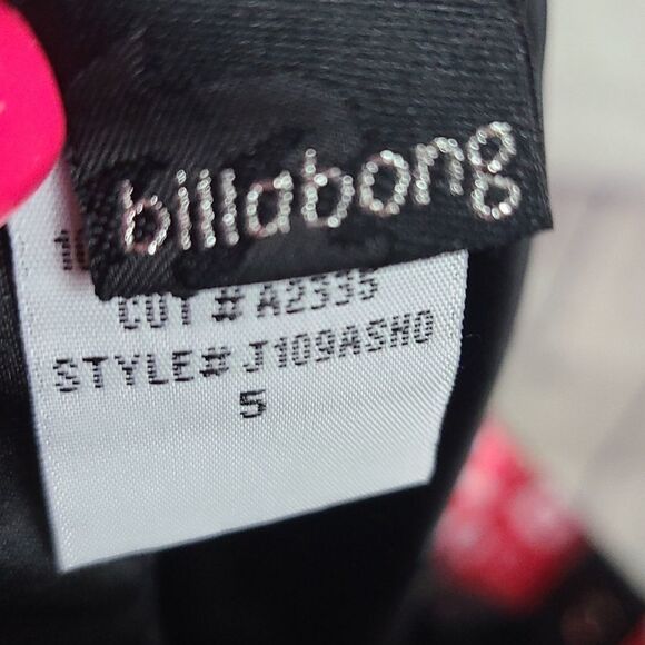 Billabong Black Boardshorts Red Trim Surfer Girl Sport Spellout Swim Shorts - Picture 8 of 10